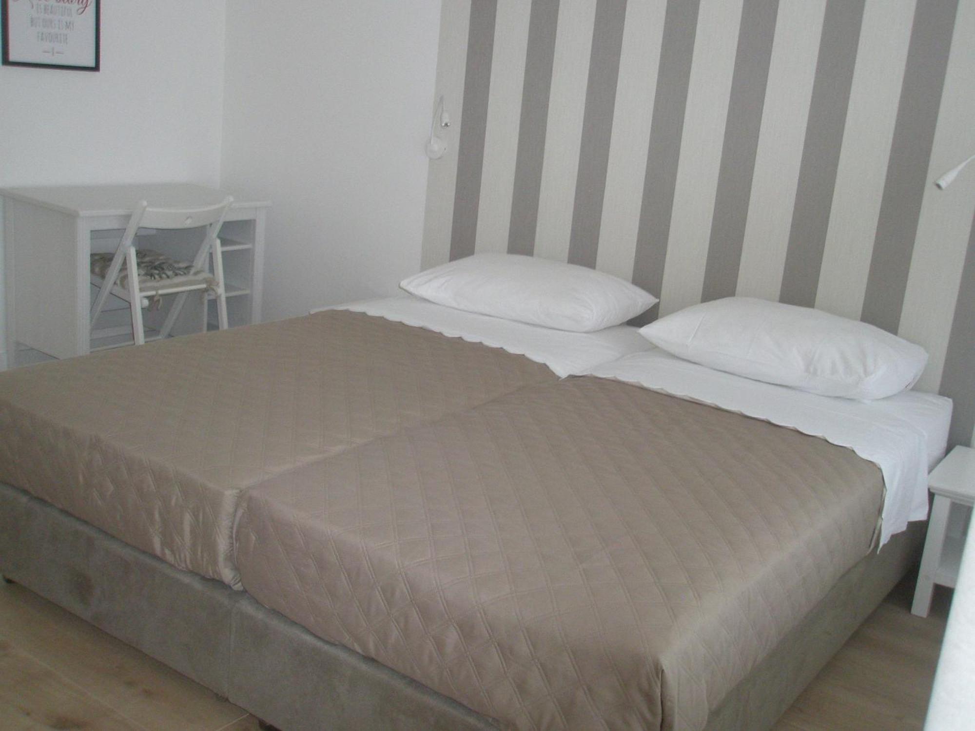 Apartments Mateo - 60M From Sea Primosten Exterior photo